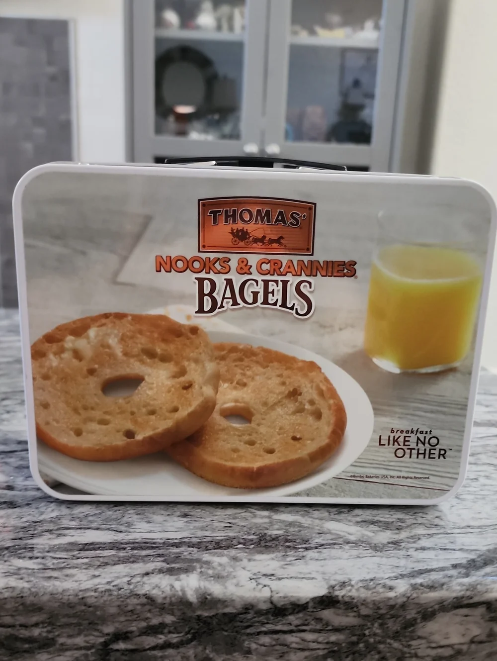 Thomas Nooks & Crannies Bagel Lunch Box. New!